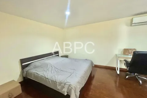 Condominio de 2 dormitorios en Jomtien Beach, Pattaya, Tailandia № 211024 - foto 2