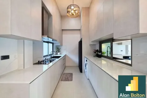 Casa de 4 dormitorios en Pattaya, Tailandia № 211026 - foto 11
