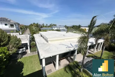 Casa de 2 dormitorios en Pattaya, Tailandia № 211023 - foto 18