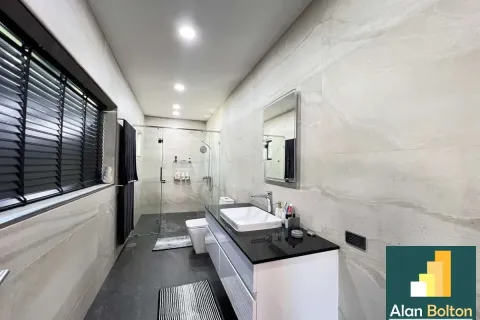 Casa de 2 dormitorios en Pattaya, Tailandia № 211023 - foto 17