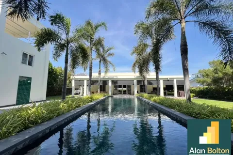 House in Pattaya, Thailand 2 bedrooms № 211023