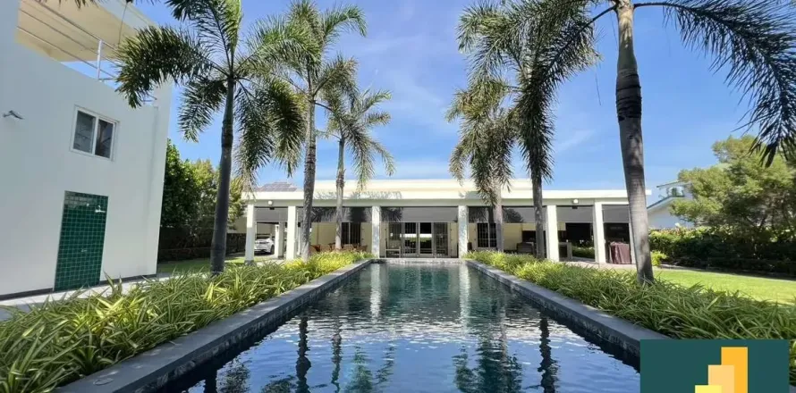 Casa de 2 dormitorios en Pattaya, Tailandia № 211023