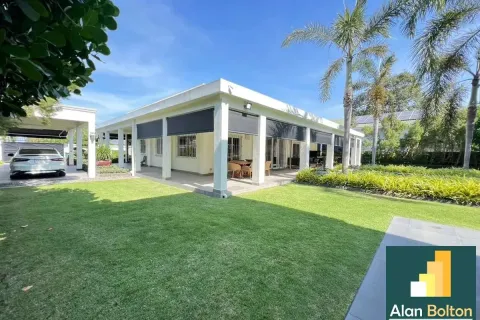 Casa de 2 dormitorios en Pattaya, Tailandia № 211023 - foto 3
