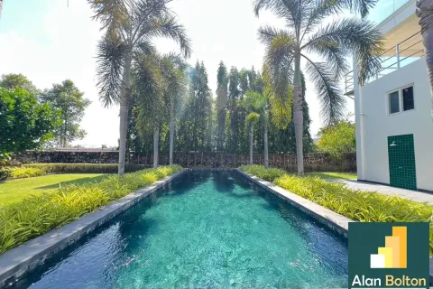 Casa de 2 dormitorios en Pattaya, Tailandia № 211023 - foto 2