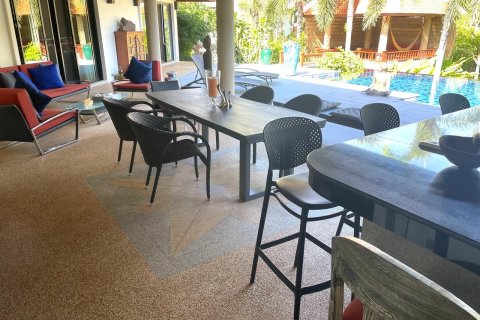 Villa in Phuket, Thailand 5 bedrooms № 157896 - photo 7