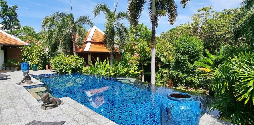 Villa à Phuket, Thaïlande 5 chambres № 157896