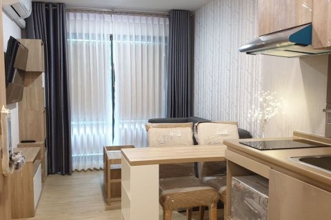 Студия в кондо в Клонг Тоэй, Бангкок, Таиланд № 157898 - фото 2