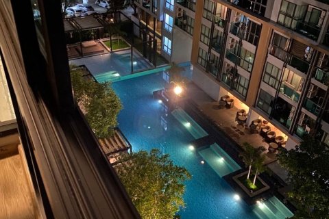 Студия в кондо в Клонг Тоэй, Бангкок, Таиланд № 157898 - фото 15