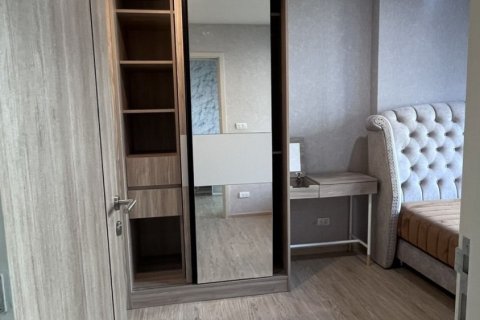 Студия в кондо в Клонг Тоэй, Бангкок, Таиланд № 157898 - фото 9