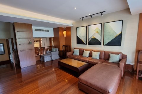 Townhouse in Watthana, Bangkok, Thailand 3 bedrooms № 201011 - photo 14
