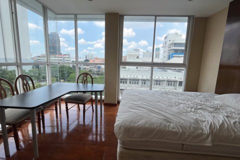 Condo in Watthana, Bangkok, Thailand, 3 bedrooms № 201013 - photo 4