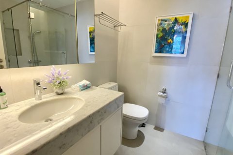Condo à Watthana, Bangkok, Thaïlande, 3 chambres  № 201014 - photo 8