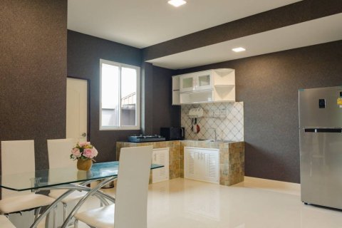 House in Pran Buri, Thailand 2 bedrooms № 176855 - photo 7