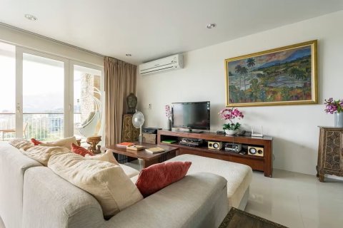 Penthouse in Phuket, Thailand 3 bedrooms № 167553 - photo 14