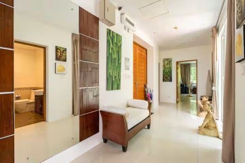 Penthouse in Phuket, Thailand 3 bedrooms № 167553 - photo 16