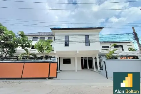 บ้านในจอมเทียน, พัทยา, ประเทศไทย 7 ห้องนอน № 210484 - รูปถ่าย 2