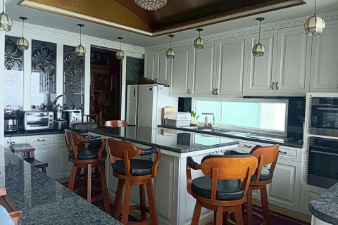 Кондоминиум с 5 спальнями в Хуа Хине, Таиланд № 139885 - фото 7