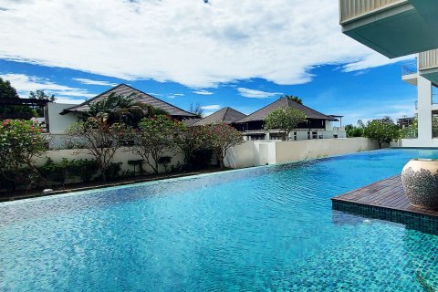 Кондоминиум с 3 спальнями в Клаенге, Таиланд № 139884 - фото 2