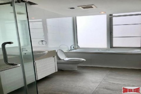 Квартира в Бангкоке, Таиланд с 3 спальнями  № 135285 - фото 10