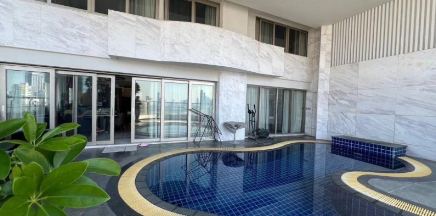 Appartement à Bangkok, Thaïlande 3 chambres № 135284