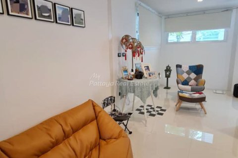 Дом в Паттайе, Таиланд с 4 спальнями  № 172596 - фото 2