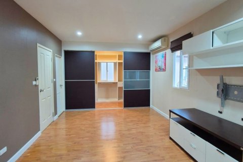 House in Khlong Luang, Thailand 3 bedrooms № 164190 - photo 6