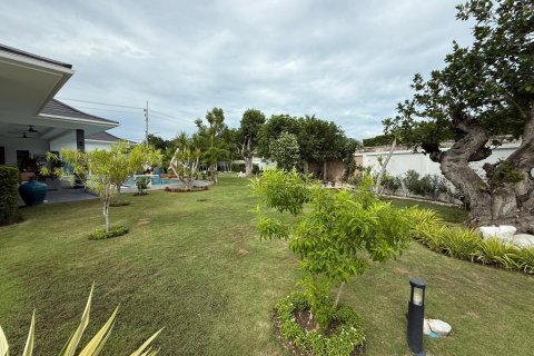 Вилла в Хуа Хине, Таиланд с 3 спальнями  № 139602 - фото 8