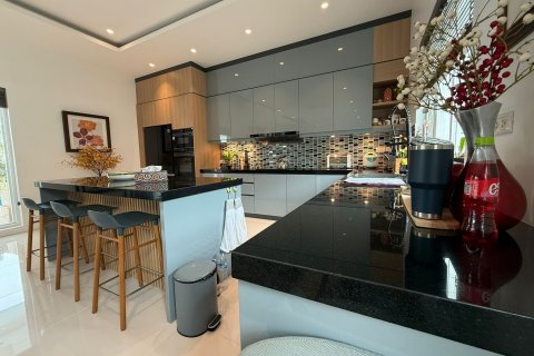 Вилла в Хуа Хине, Таиланд с 3 спальнями  № 139602 - фото 13