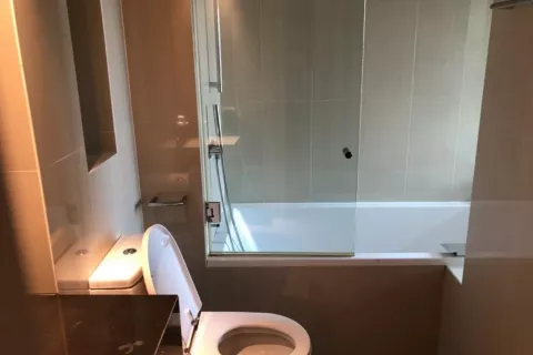 Condo in Sathon, Bangkok, Thailand, 2 bedrooms  № 139601 - photo 27