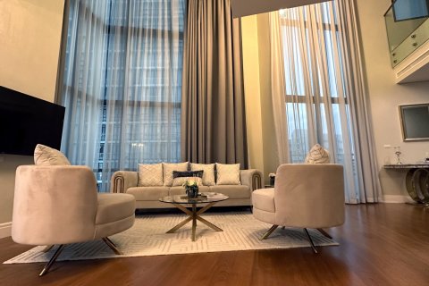 Condo in Khlong Toei, Bangkok, Thailand, 3 bedrooms  № 139599 - photo 21