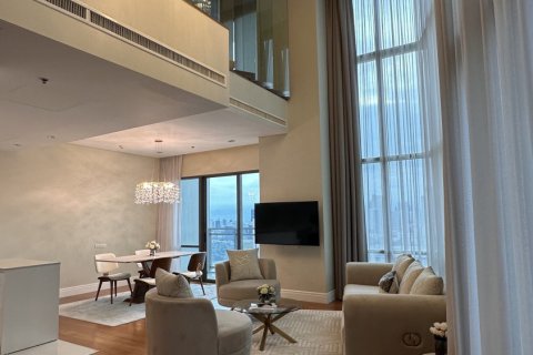 Condo in Khlong Toei, Bangkok, Thailand, 3 bedrooms  № 139599 - photo 19