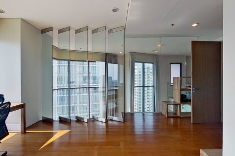 Condo in Khlong Toei, Bangkok, Thailand, 3 bedrooms  № 139599 - photo 7