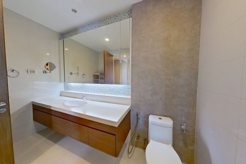 Condo in Khlong Toei, Bangkok, Thailand, 3 bedrooms  № 139599 - photo 10