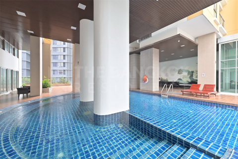 Condo in Bangkok, Thailand, 2 bedrooms  № 184547