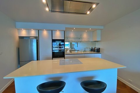 Condo in Hua Hin, Thailand, 2 bedrooms  № 168409 - photo 10