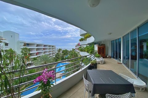 Condo in Hua Hin, Thailand, 2 bedrooms  № 168409 - photo 2