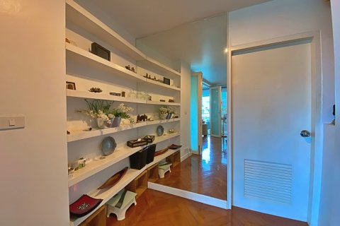 Condo in Hua Hin, Thailand, 2 bedrooms  № 168409 - photo 17