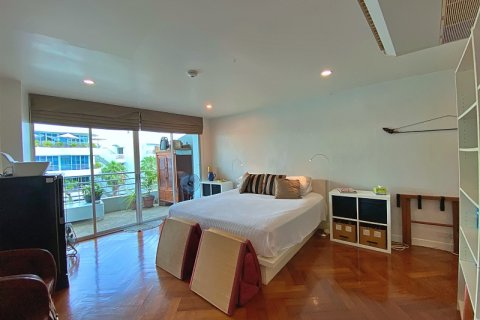 Condo in Hua Hin, Thailand, 2 bedrooms  № 168409 - photo 22