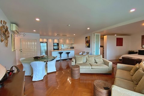 Condo in Hua Hin, Thailand, 2 bedrooms  № 168409 - photo 7