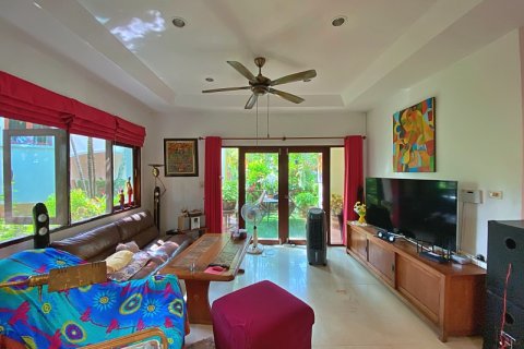 Villa in Hua Hin, Thailand 3 bedrooms № 168411 - photo 15