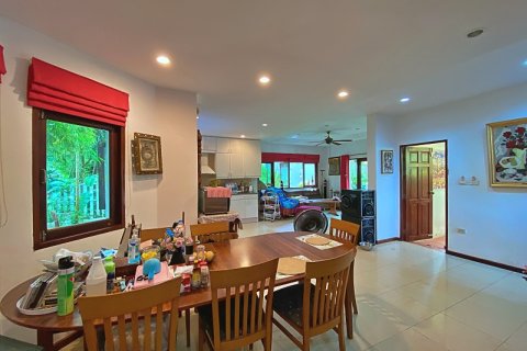 Villa in Hua Hin, Thailand 3 bedrooms № 168411 - photo 10