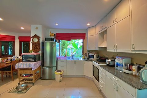 Villa in Hua Hin, Thailand 3 bedrooms № 168411 - photo 11