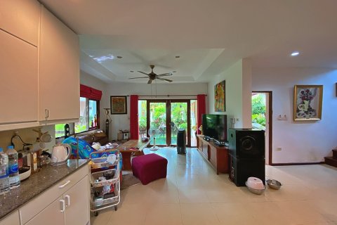 Villa in Hua Hin, Thailand 3 bedrooms № 168411 - photo 13