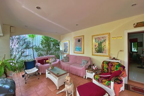 Villa in Hua Hin, Thailand 3 bedrooms № 168411 - photo 2