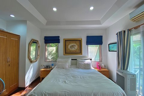 Villa in Hua Hin, Thailand 3 bedrooms № 168411 - photo 24