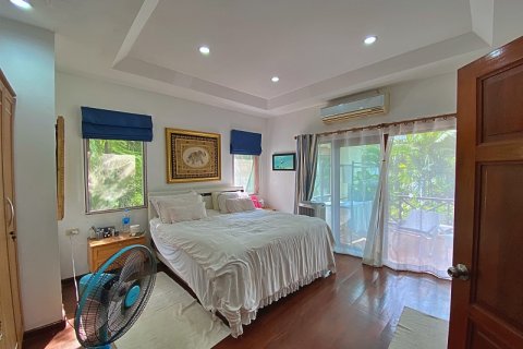Villa in Hua Hin, Thailand 3 bedrooms № 168411 - photo 23