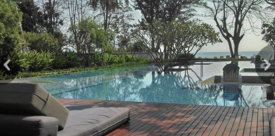 Condo in Hua Hin, Thailand, 2 bedrooms  № 168408