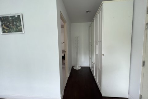 Condo in Hua Hin, Thailand, 2 bedrooms  № 168408 - photo 14