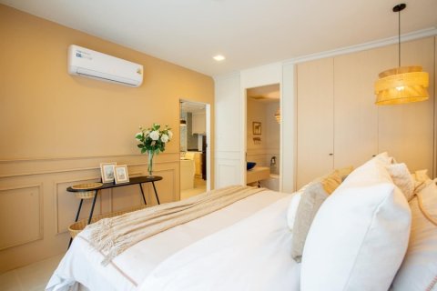 Condo in Hua Hin, Thailand, 1 bedroom  № 168412 - photo 13