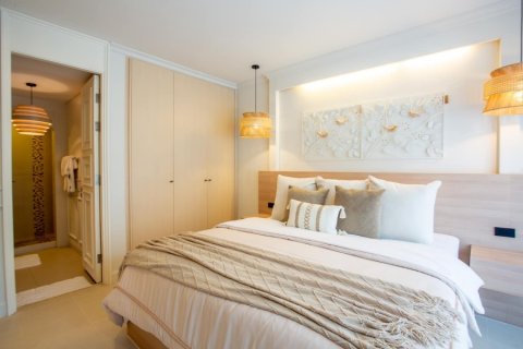 Condo in Hua Hin, Thailand, 1 bedroom  № 168412 - photo 12